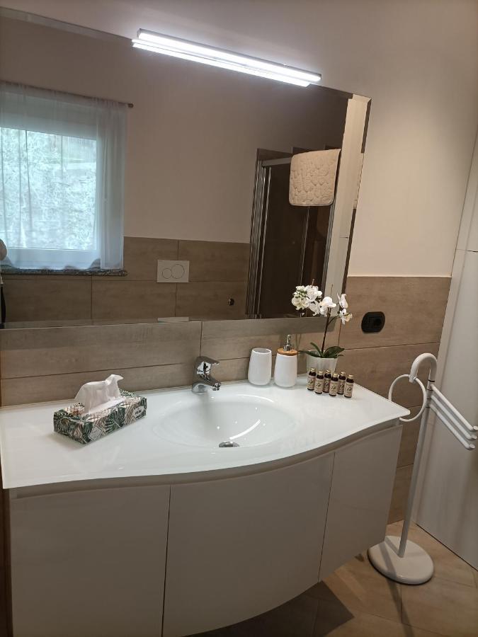 Вілла Casa Olive 2 Oliveto Lario Екстер'єр фото